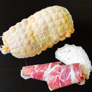 Stuffed chicken: bacon and uni cheese